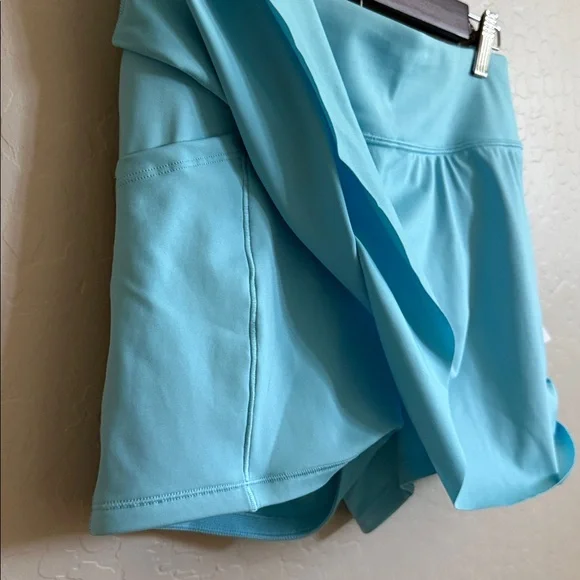 NEW Athleta Ace Advantage 13 1/2” Skort, Small, Light Blue, With Pockets - Picture 11 of 11